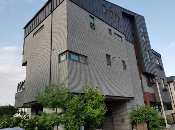 모노타일 숯타일과 현무암타일, 징크판넬