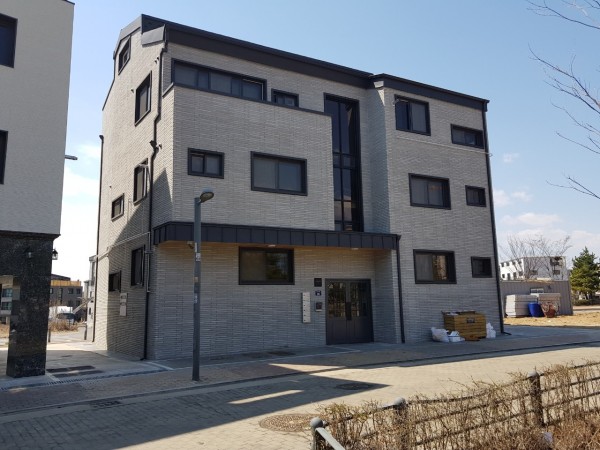 다가구주택 롱브릭타일 시공 사례