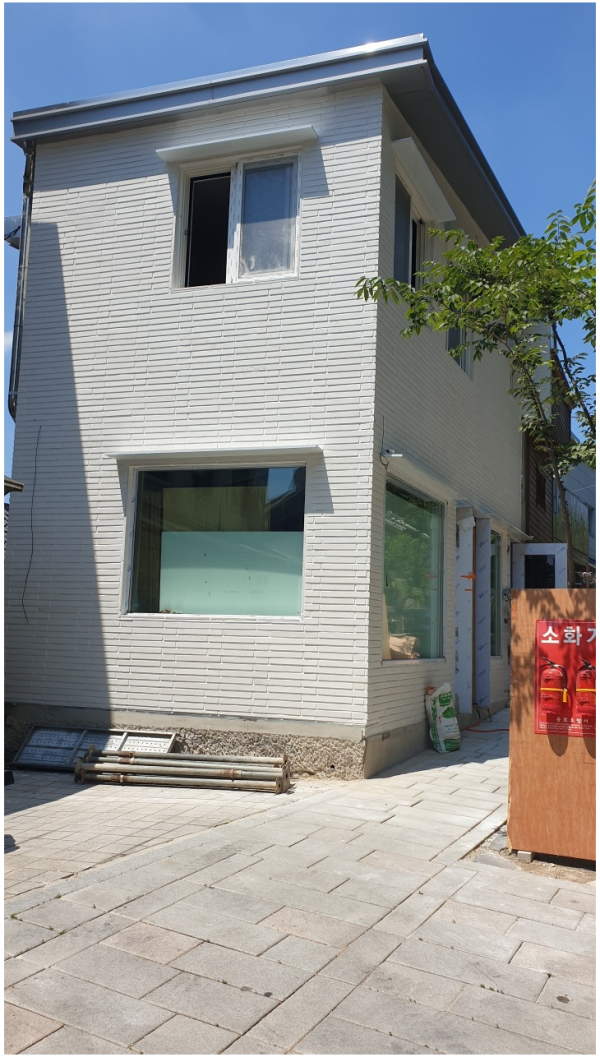 샌드위치 판넬 위 클래식화이트