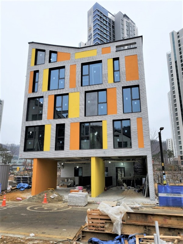 롱브릭타일 고양시 신축현장