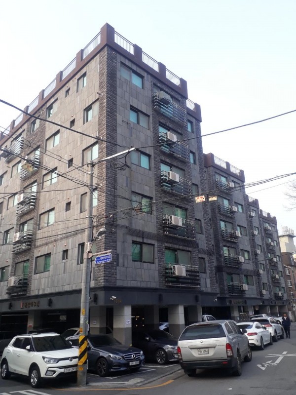 현무암타일과 파벽돌 모서리부분 포인트 시공 사례